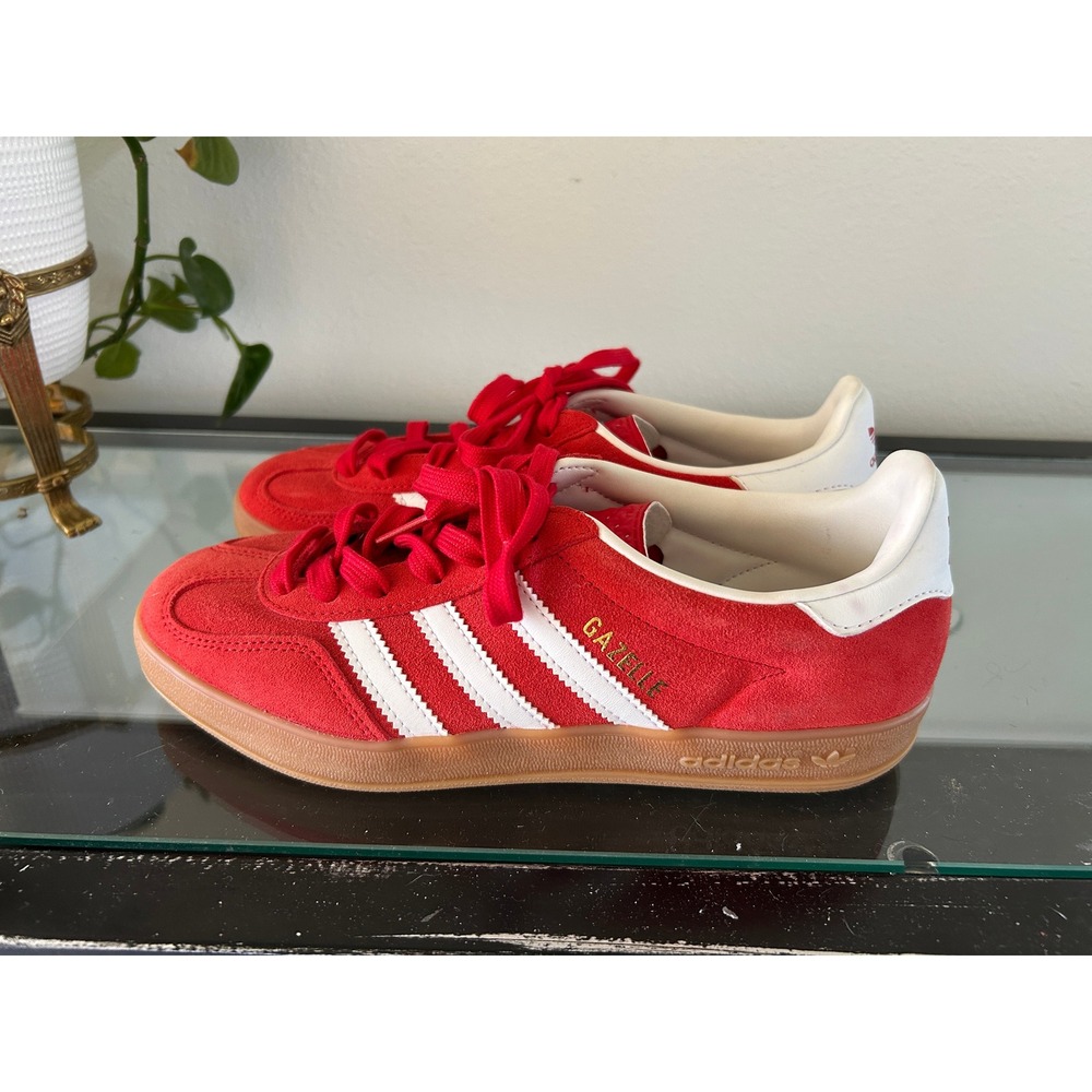 Adidas Gazelle Indoor Red Suede Gum Sole Kids Sneakers Size 6.5 H06260